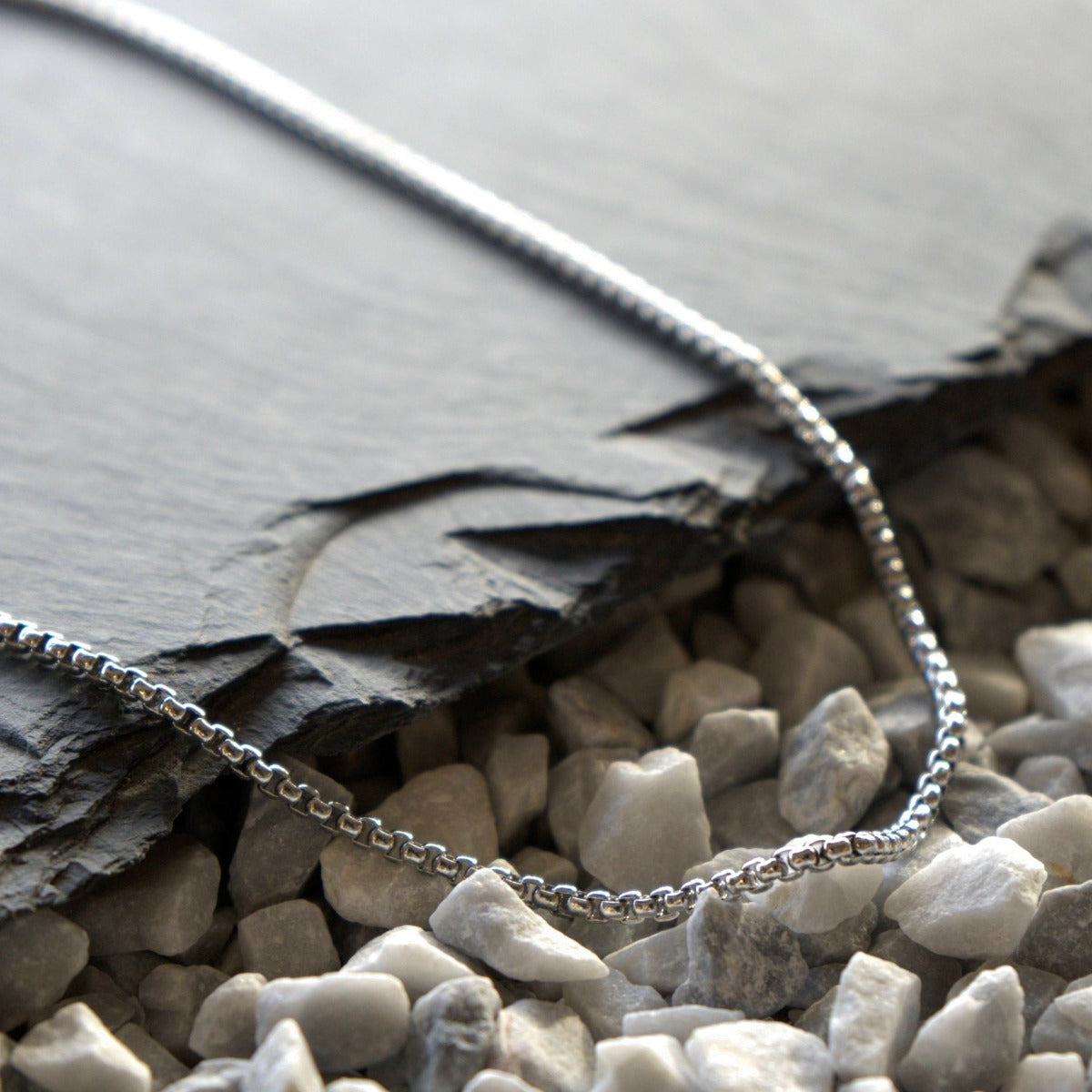 Zilveren heren ketting van 925 zilver, uit de heren sieraden collectie bij Clary Juwelier-Goudsmid.