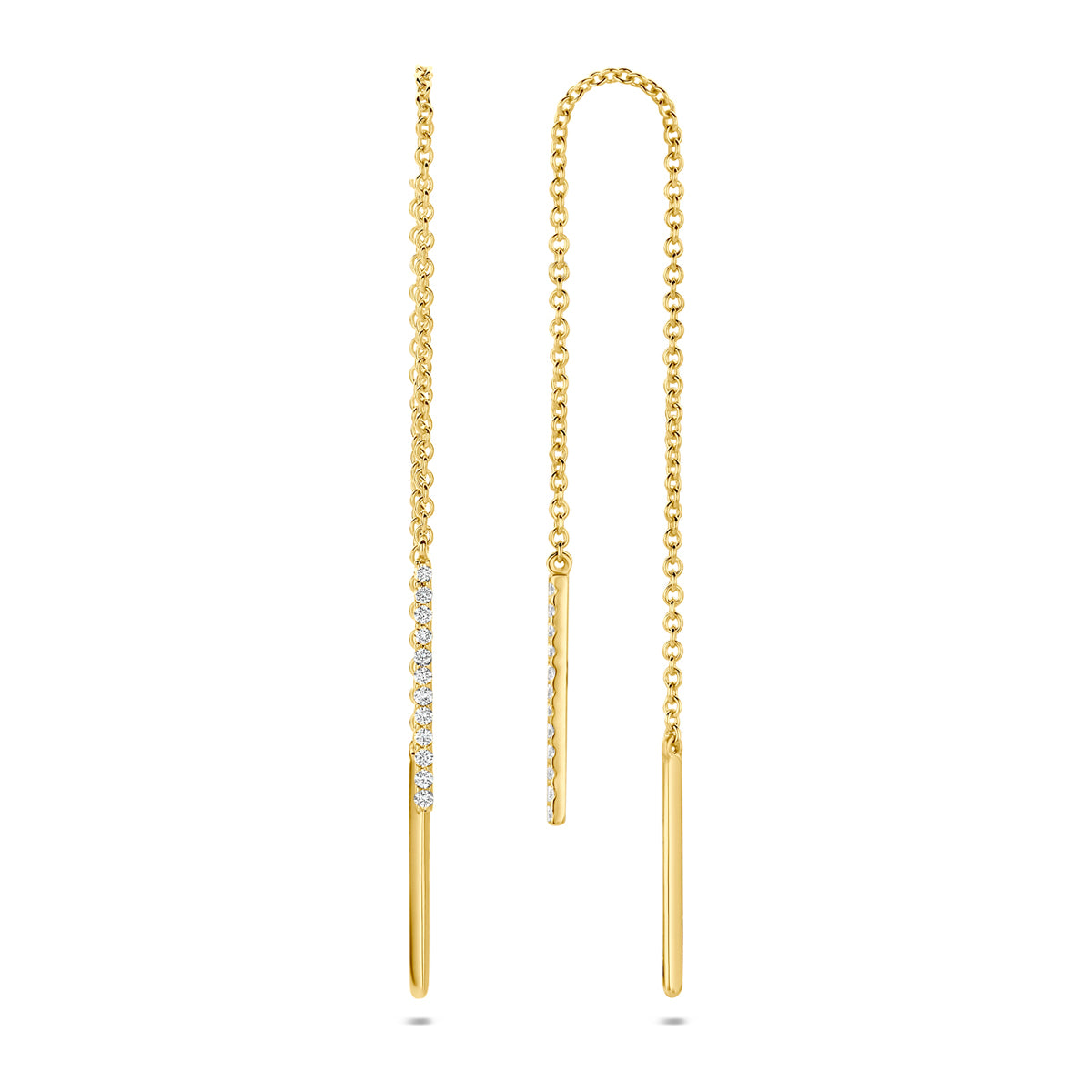 Zijaanzicht van de 14 karaat geelgouden doortrekoorbellen diamant 0,08 ct, zodat de diepte van het sieraad zichtbaar is.