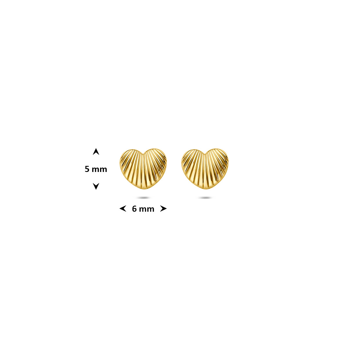 Technische afbeelding van de 14 karaat geelgouden kleine hartjes oorbellen met afmetingen, 5 mm hoog en 6 mm breed.