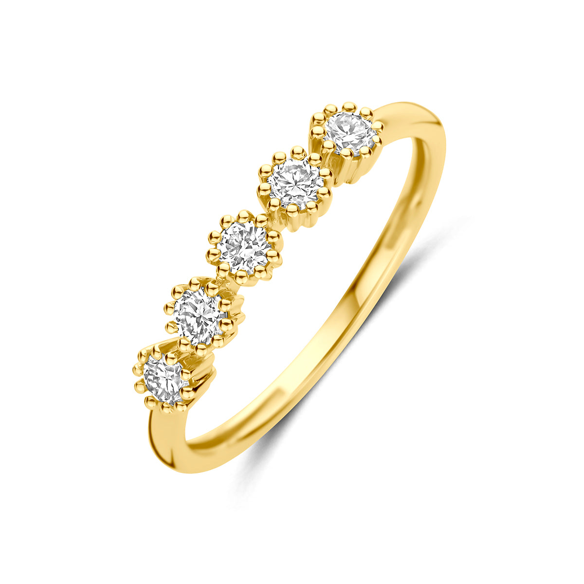 Lab grown ring: schuin bovenaanzicht van de geelgouden ring met vijf lab grown diamanten van 14 karaat, 0,30 ct.