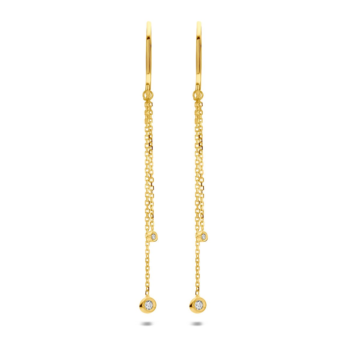 Gouden oorhangers: voor- en zijaanzicht van de 14 karaat geelgouden oorhangers met ketting en zirkonia.