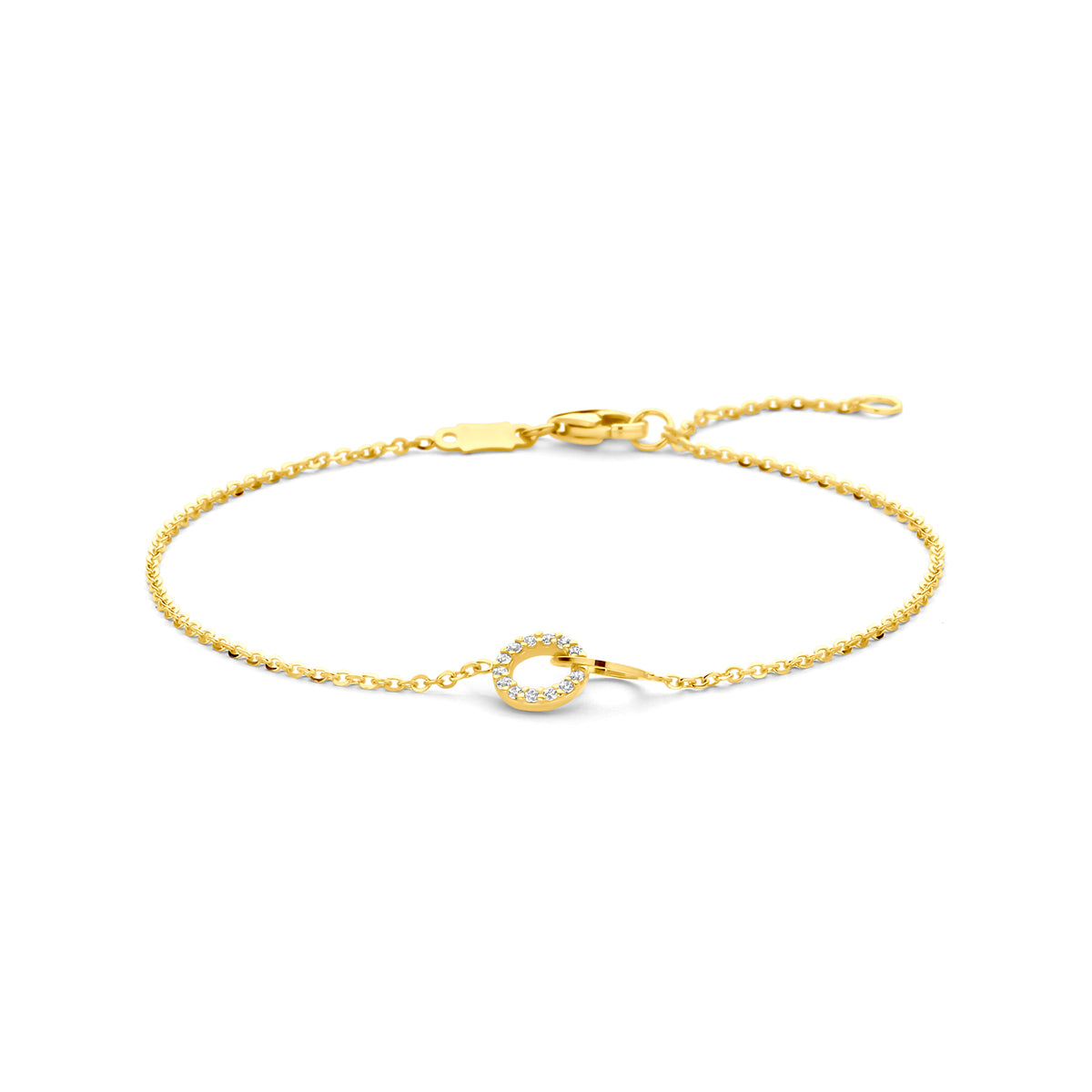 Vooraanzicht van de gouden armband met zirkonia van 14 karaat.