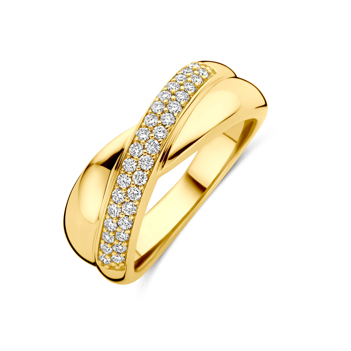 Schuin bovenaanzicht van de gouden brede ring met lab grown diamant van 14 karaat.
