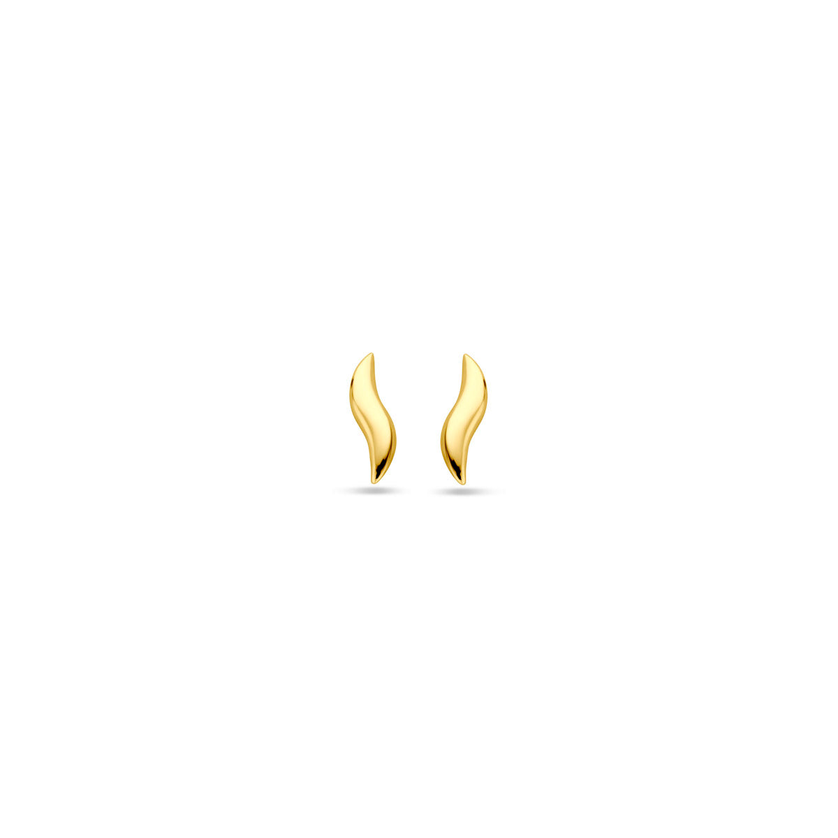 Vooraanzicht van de gouden gebogen oorknopjes van 14 karaat.