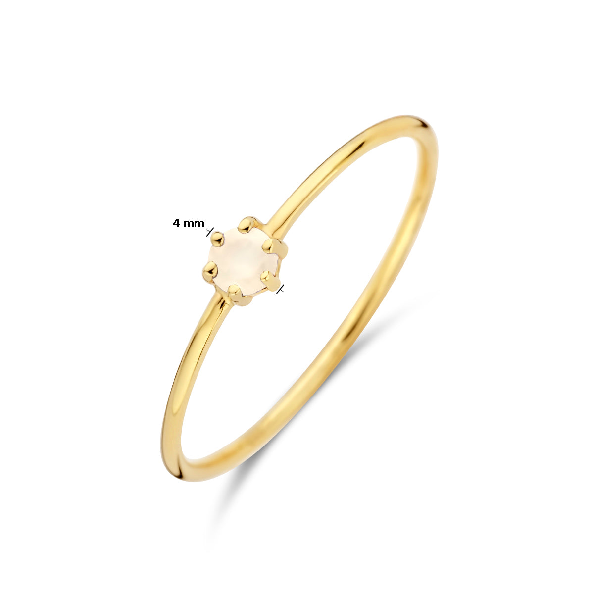 Afmetingen van de gouden geboortesteen ring met maansteen van 14 karaat: 4 mm breed, steen 3 mm.