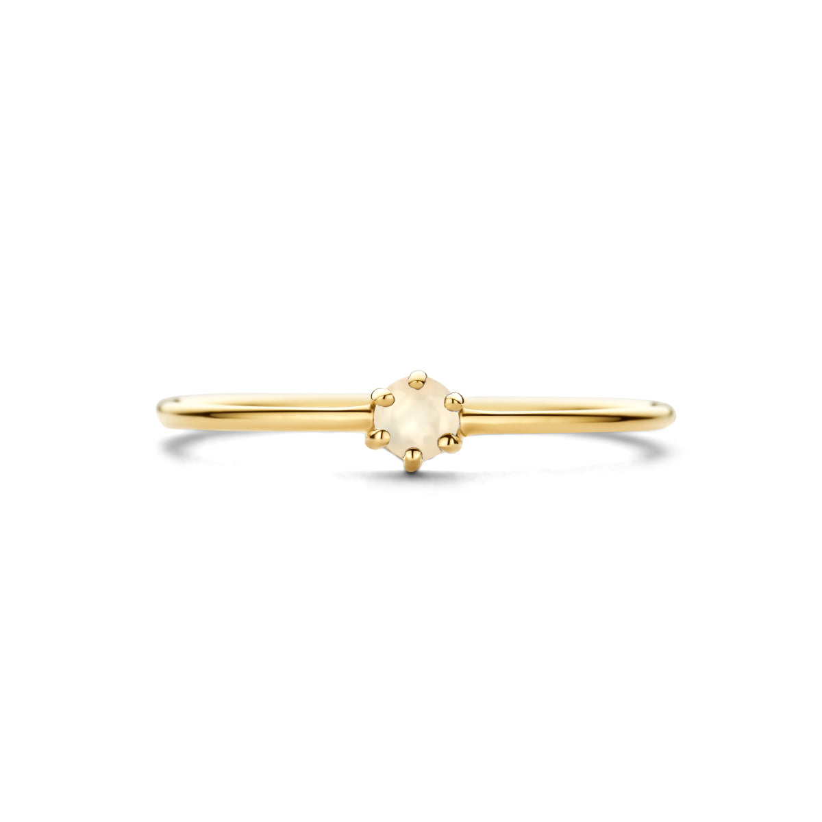 Bovenaanzicht van de gouden geboortesteen ring met maansteen van 14 karaat.