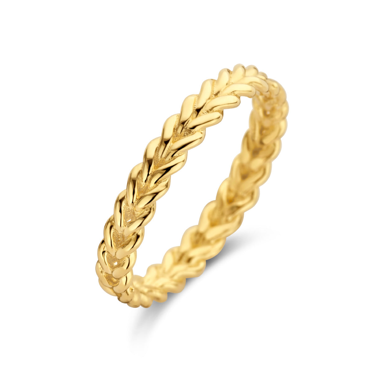 Schuin bovenaanzicht van de gouden gedraaide ring van 14 karaat.