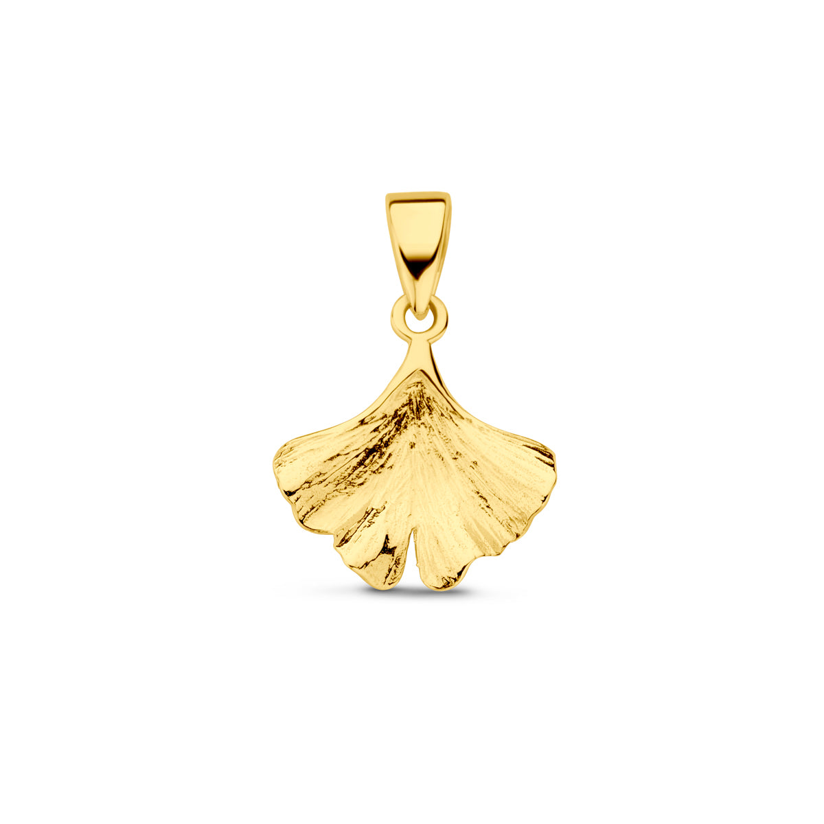 Vooraanzicht van de gouden ginkgo blad hanger van 14 karaat.