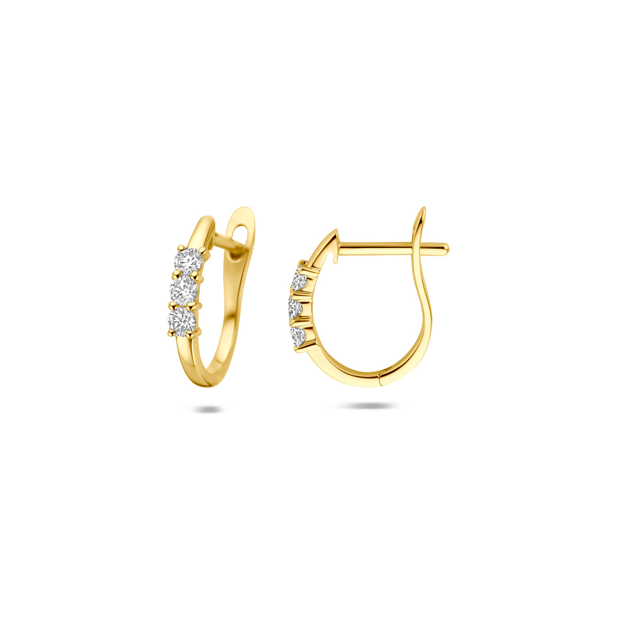Voor- en zijaanzicht van de gouden klapoorringen met diamant van 14 karaat.