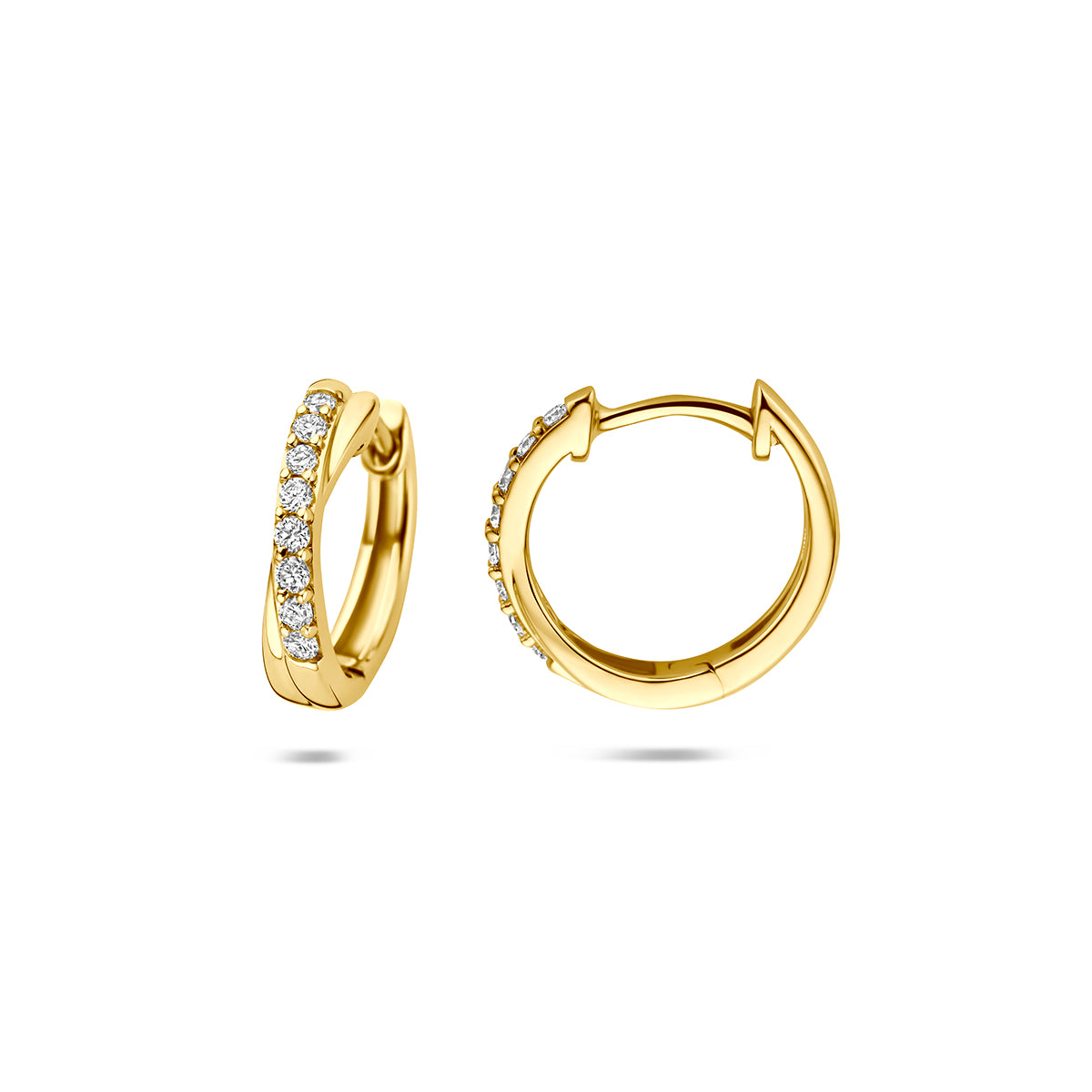 Voor- en zijaanzicht van de gouden klapoorringen met lab grown diamant van 14 karaat.