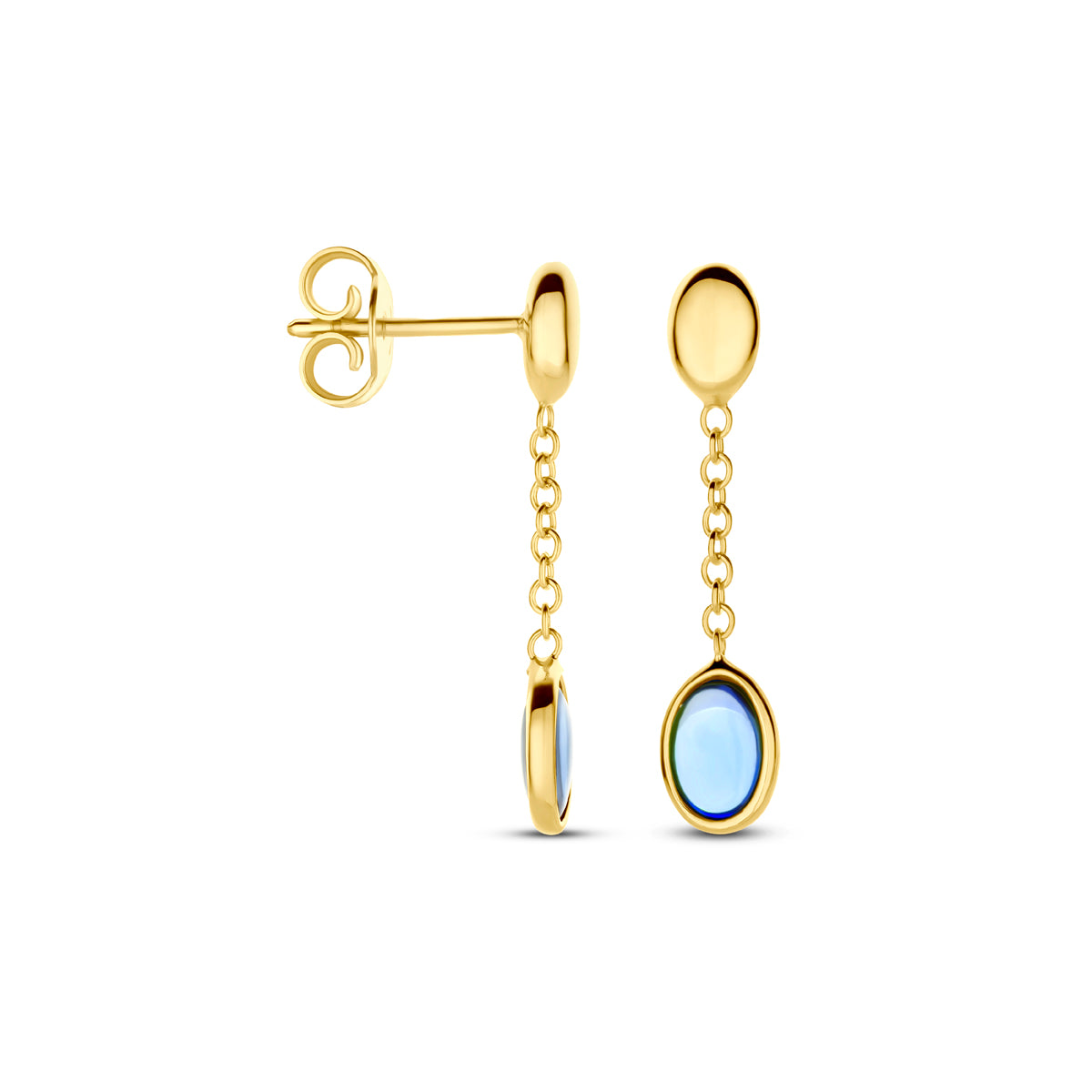 Voor- en zijaanzicht van de gouden oorhangers met london blue topaas van 14 karaat.
