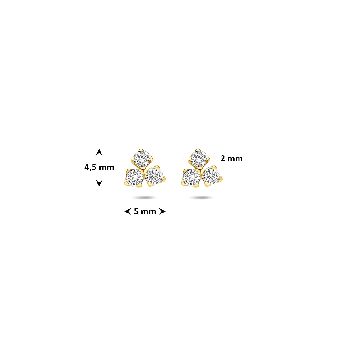 Afmetingen van de gouden oorknopjes met lab grown diamant van 14 karaat: 4,5 mm hoog en 5 mm breed.