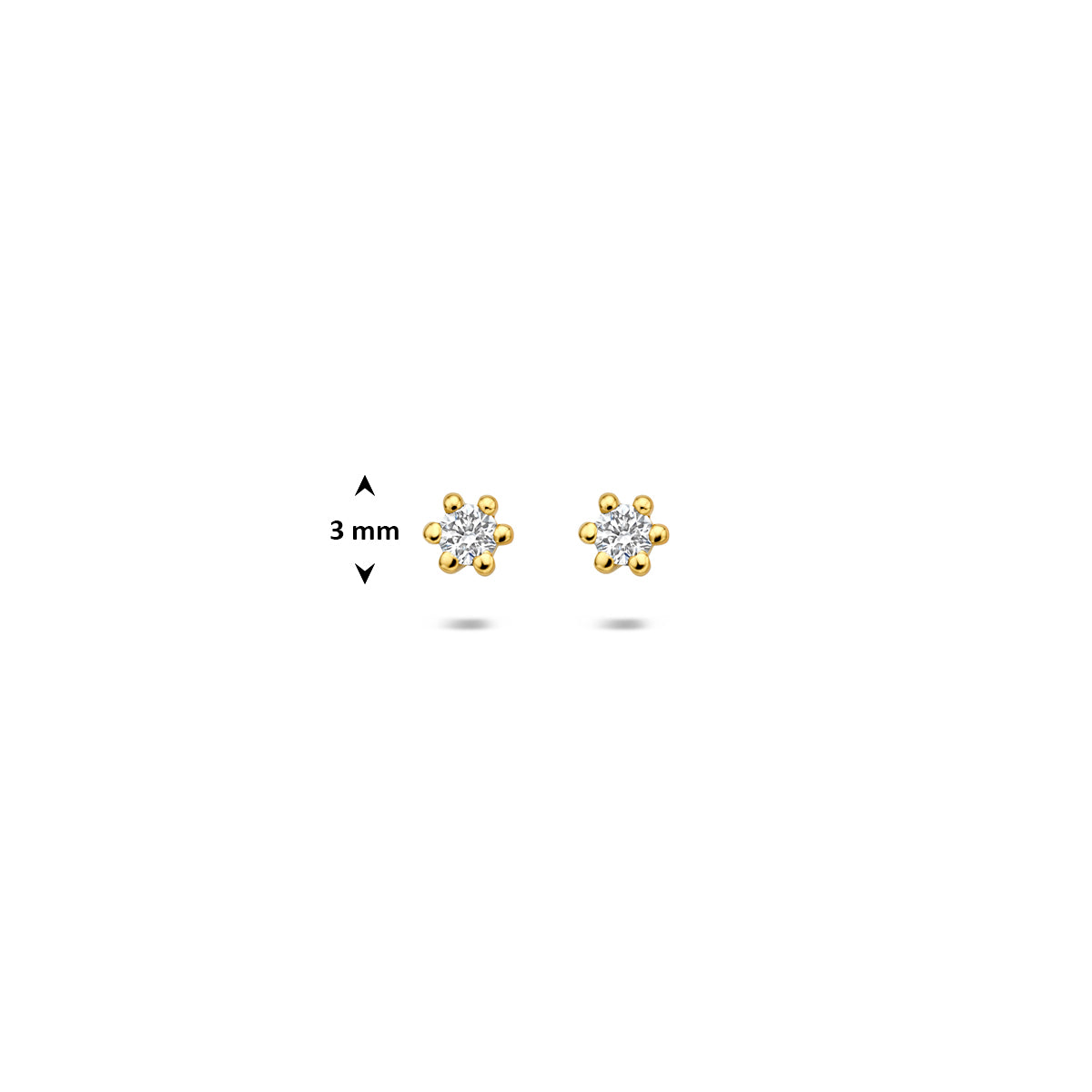 Afmetingen van de gouden oorknopjes met lab grown diamant van 14 karaat: 3 mm doorsnee.