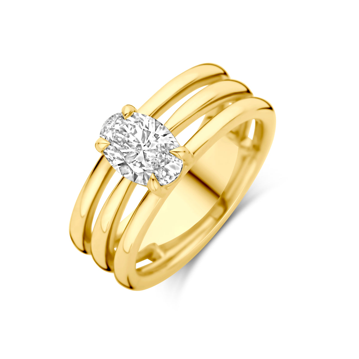 Schuin bovenaanzicht van de gouden ring met ovale lab grown diamant van 14 karaat.