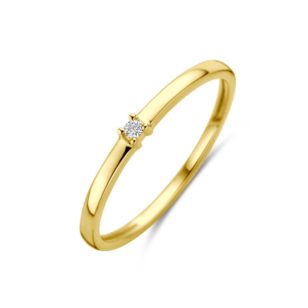 Schuin bovenaanzicht van de gouden solitair ring met diamant van 14 karaat.