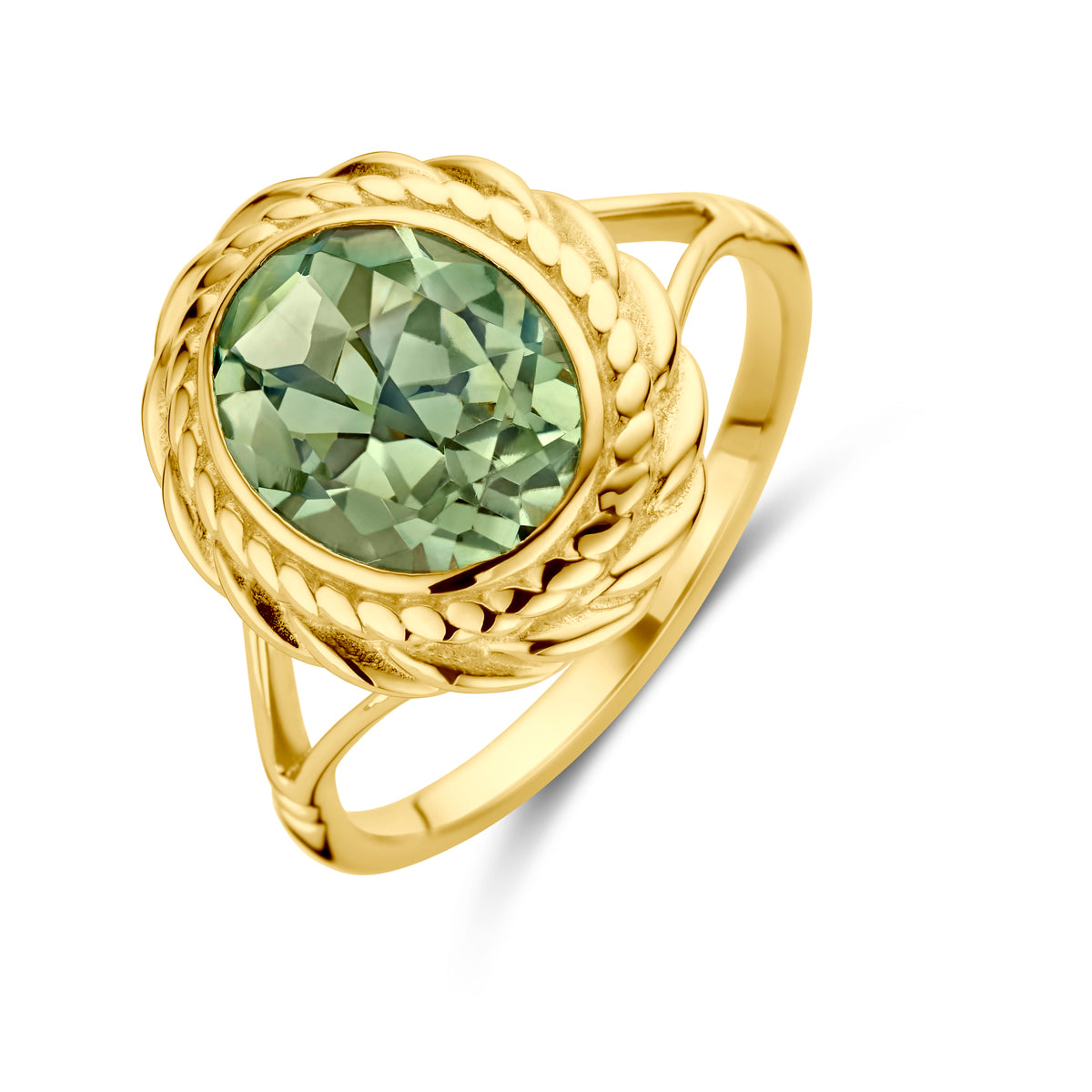 Schuin bovenaanzicht van de gouden ring met groene amethist van 14 karaat.