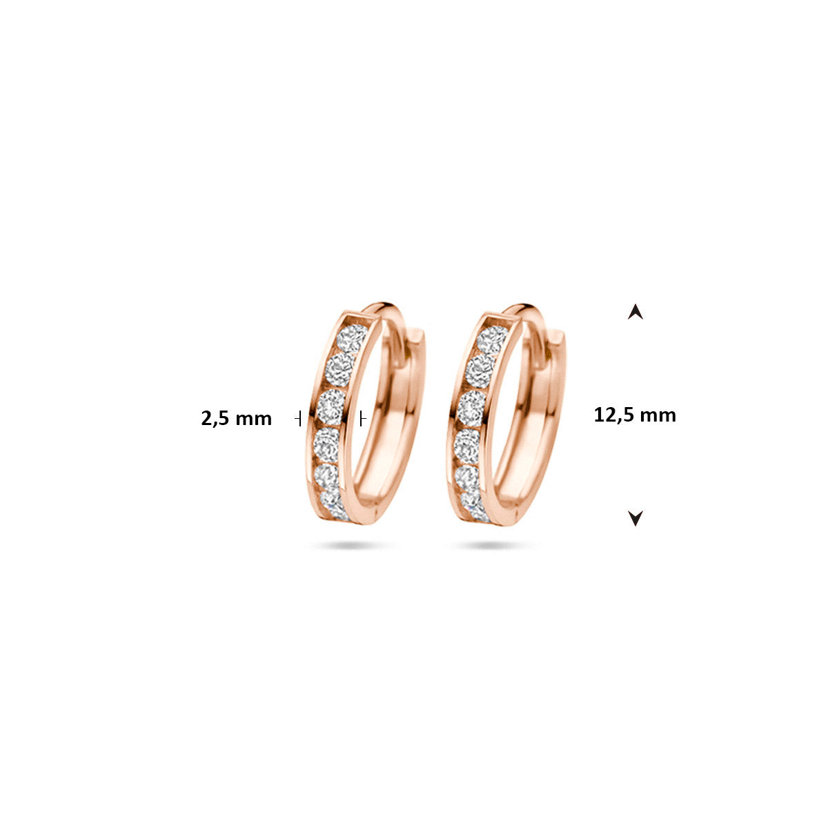 Afmetingen van de roségouden klapoorringen met zirkonia van 14 karaat: 12,5 mm doorsnee en 2,5 mm breed.