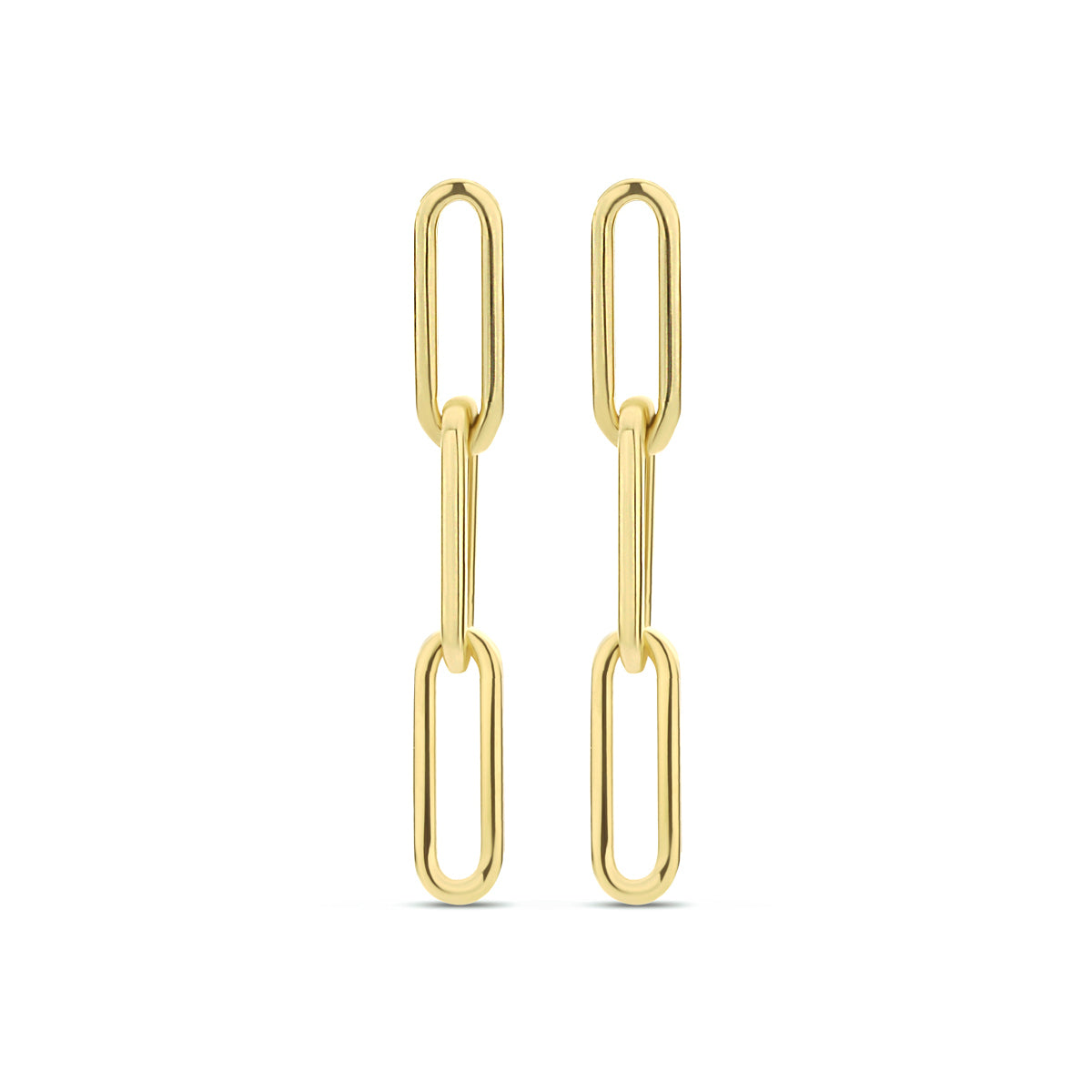 Vooraanzicht van de 'Lana' 14 karaat gouden paperclip oorhangers met drie verbonden schakels.