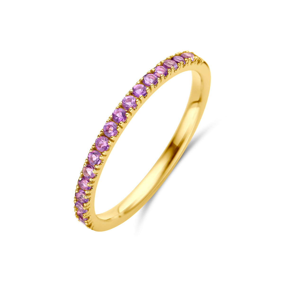 Schuin bovenaanzicht van de gouden geboortesteen ring februari met amethist van 14 karaat.
