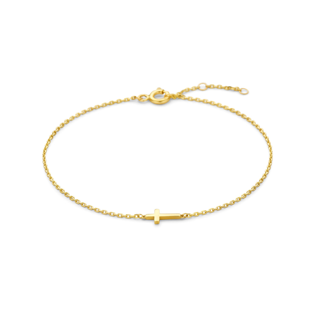 Vooraanzicht van de 9 karaat geelkleurige kruisje armband, 5 mm hoog en 7,5 mm breed.