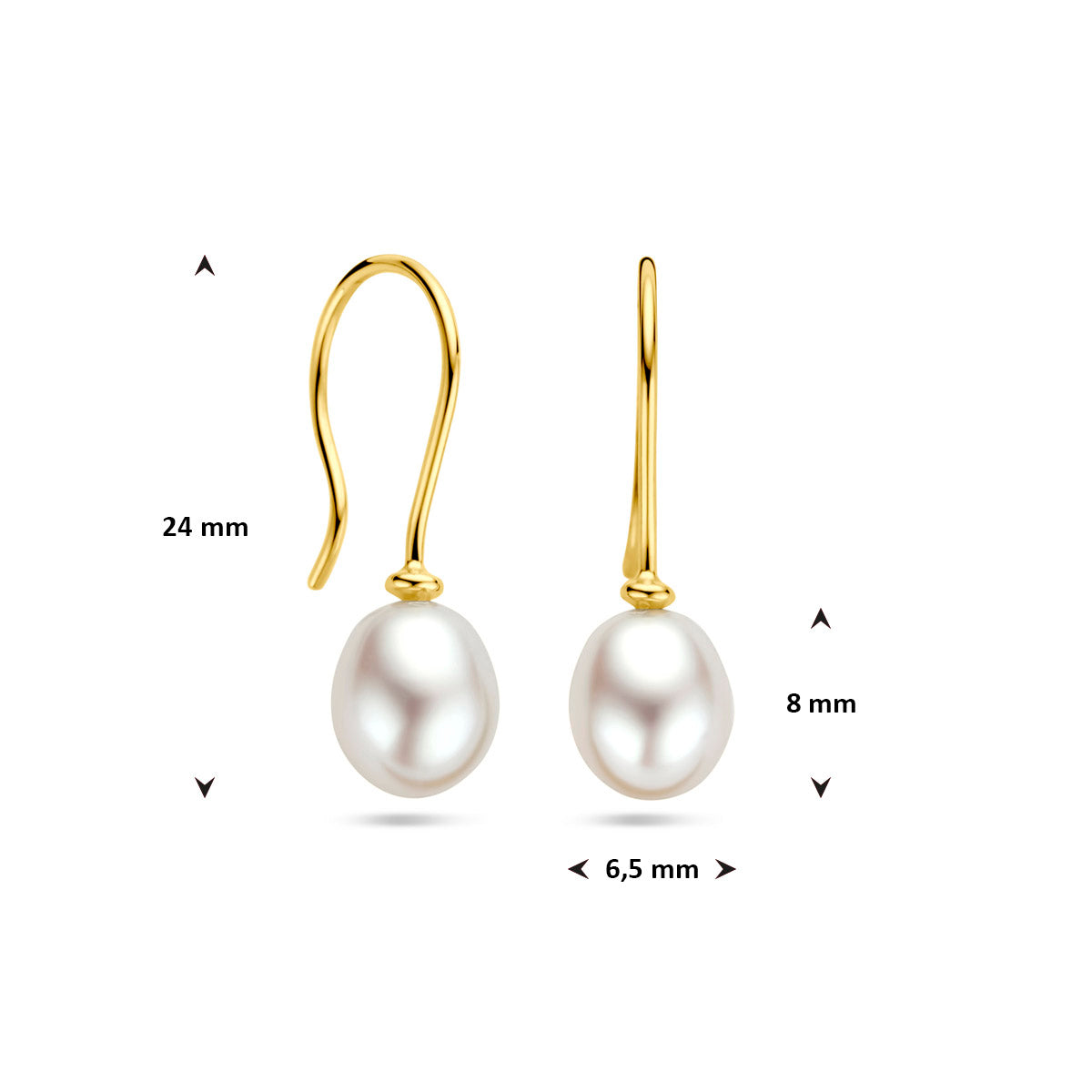 Afmetingen van de geelkleurige 9 karaat oorhangers met witte parel: 24 mm hoog en 6,5 mm breed.