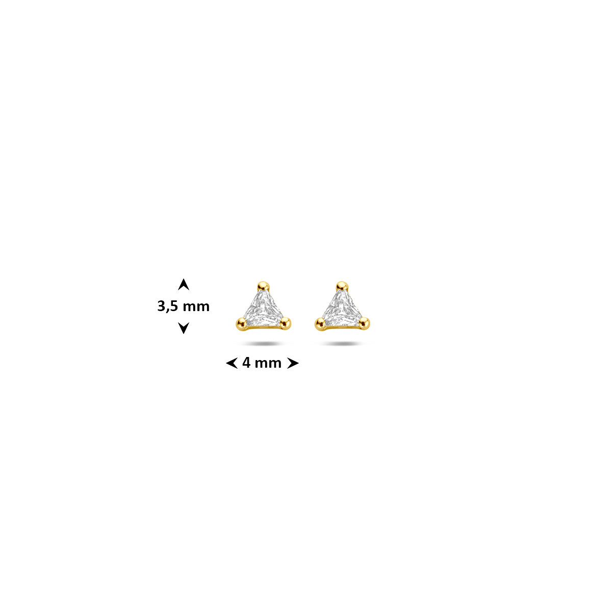 Oorbellen met zirkonia: afmetingen van de 9 karaat geelkleurige oorknopjes met driehoekige zirkonia, 3,5 mm hoog en 4,0 mm breed.