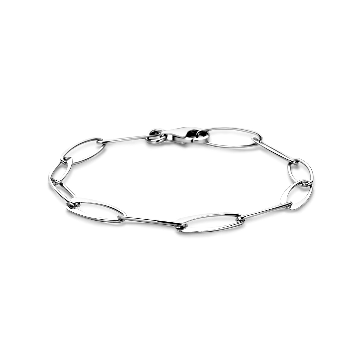 Vooraanzicht van de zilveren ankerarmband.