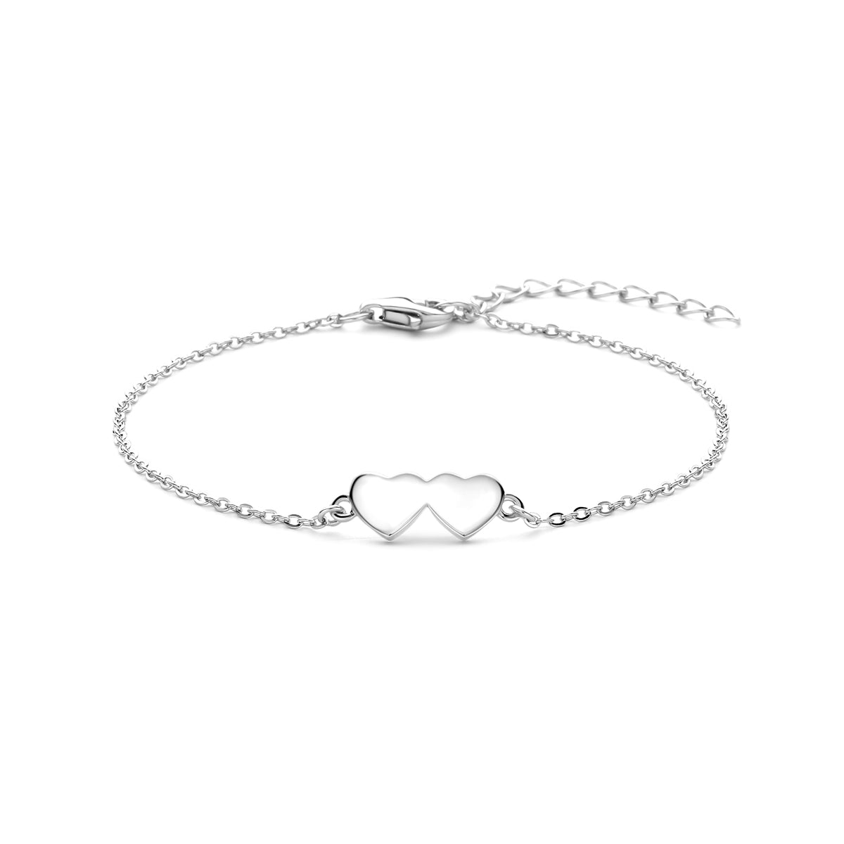 Vooraanzicht van de 925 gerhodineerd zilveren armband met twee hartjes, 6 mm hoog en 13 mm breed.
