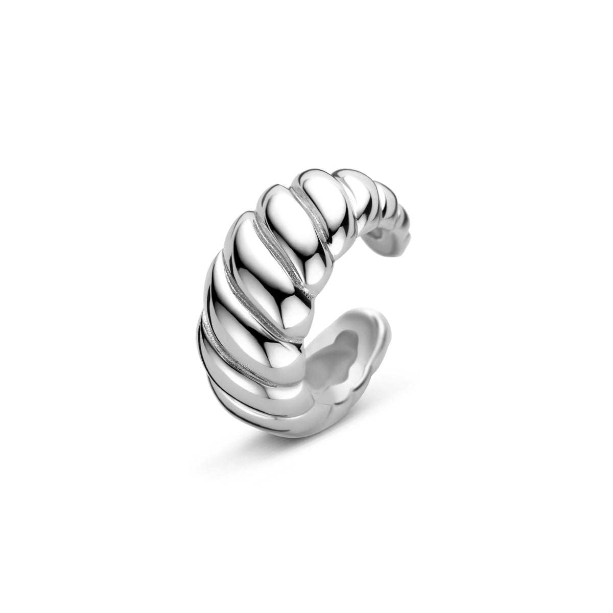 Vooraanzicht van de zilveren ear cuff.