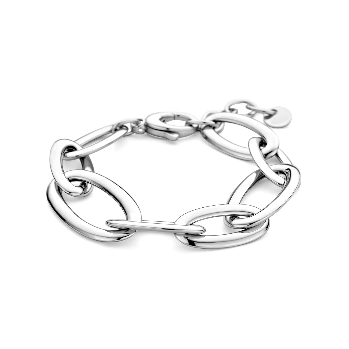 Vooraanzicht van de zilveren grove ankerarmband.