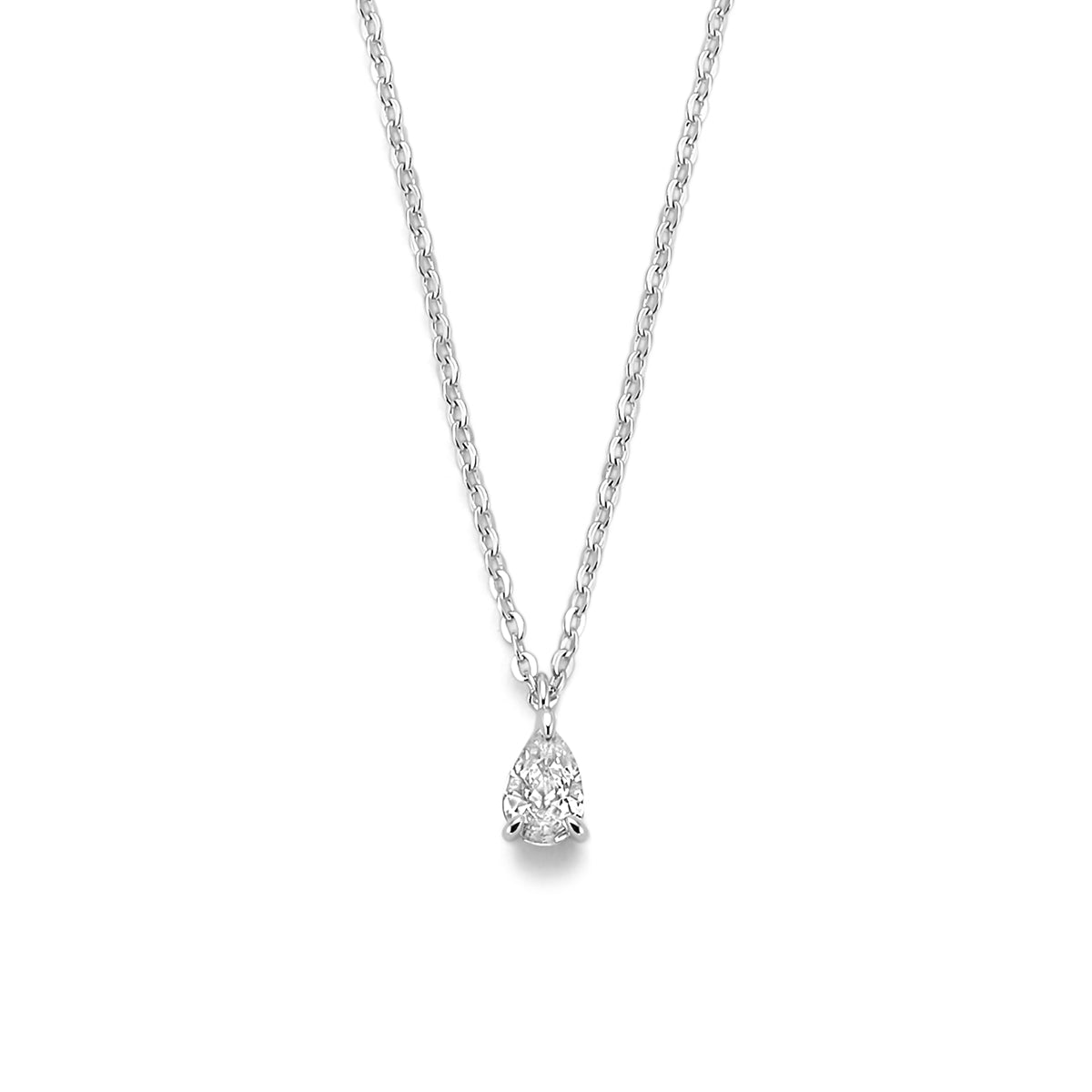 Vooraanzicht van de 925 gerhodineerd zilveren ketting met peervormige zirkonia, 7 mm hoog en 4 mm breed.