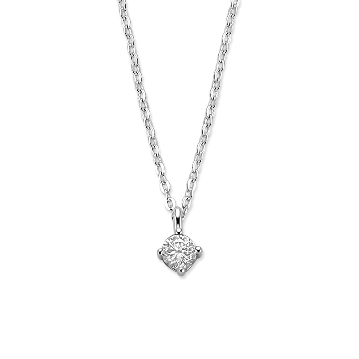 Vooraanzicht van de zilveren ketting met zirkonia.
