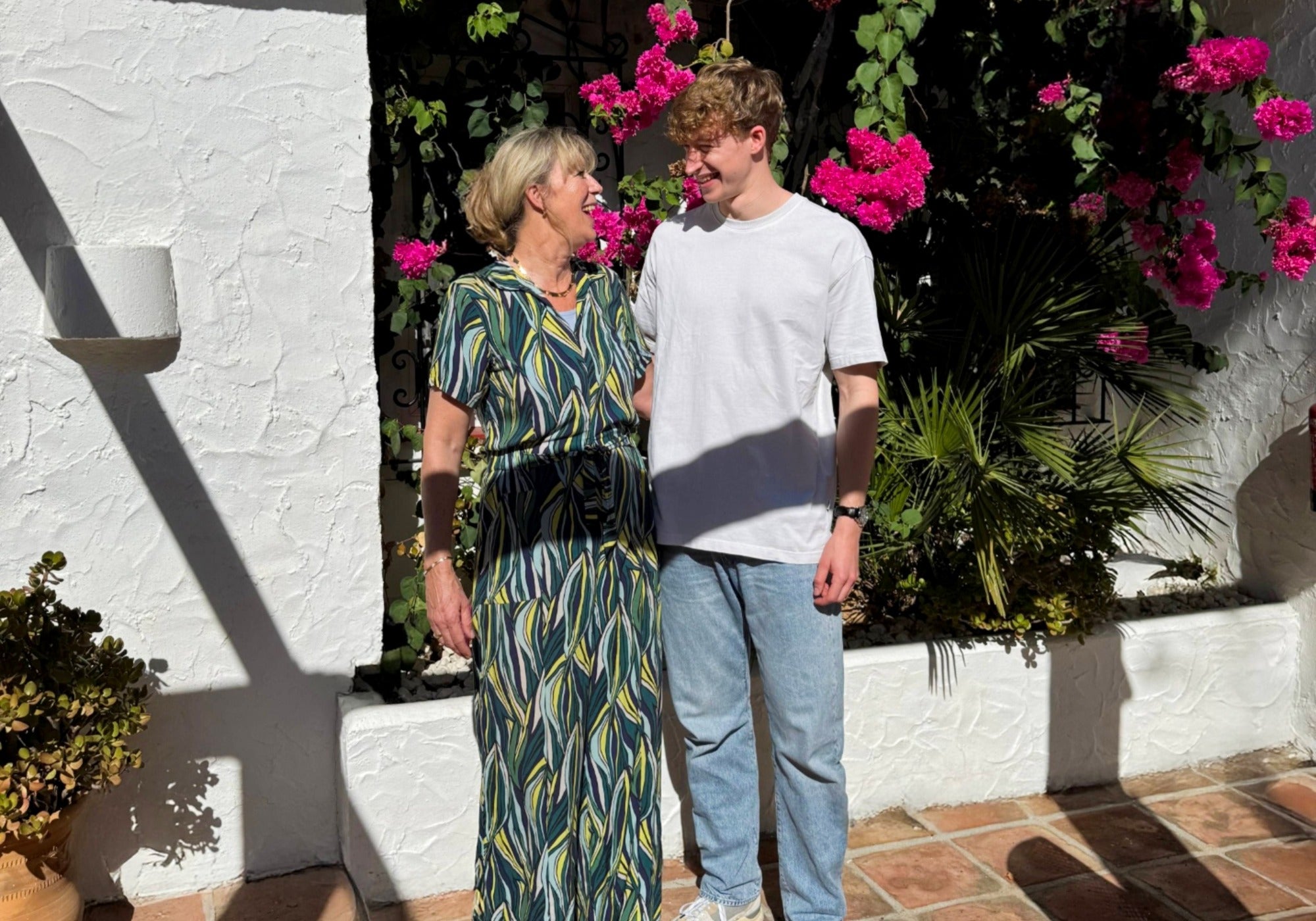 Clary en haar zoon Jens, samen het gezicht van Clary Juwelier-Goudsmid, twee generaties vakmanschap.