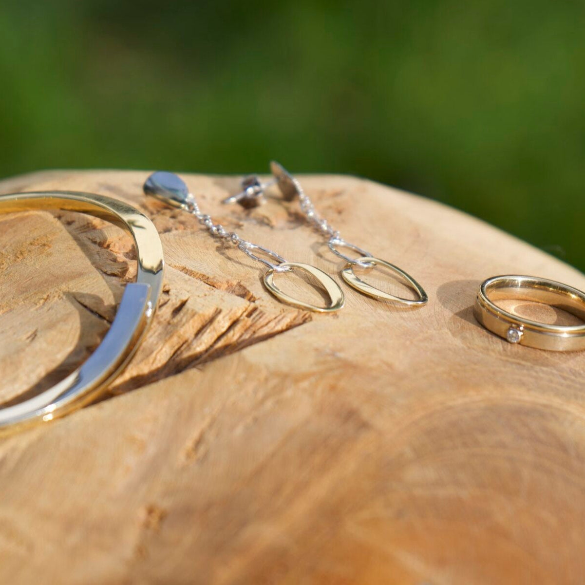 Je Sieraden Stralend Houden: Onze Beste Tips & Tricks