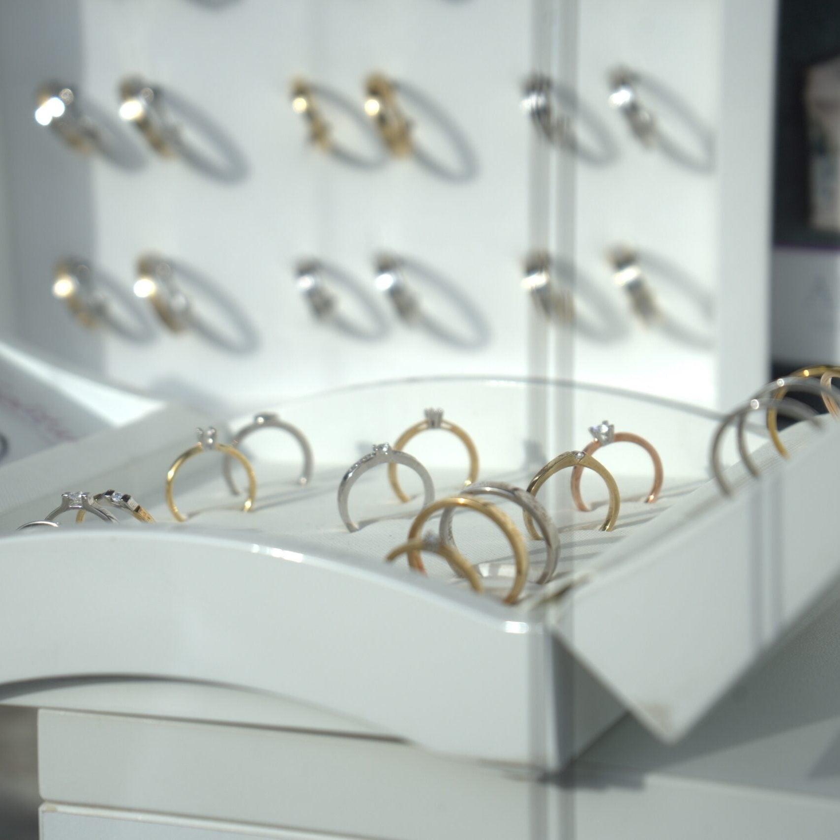 Diamant vs. zirkonia: wat is het verschil?