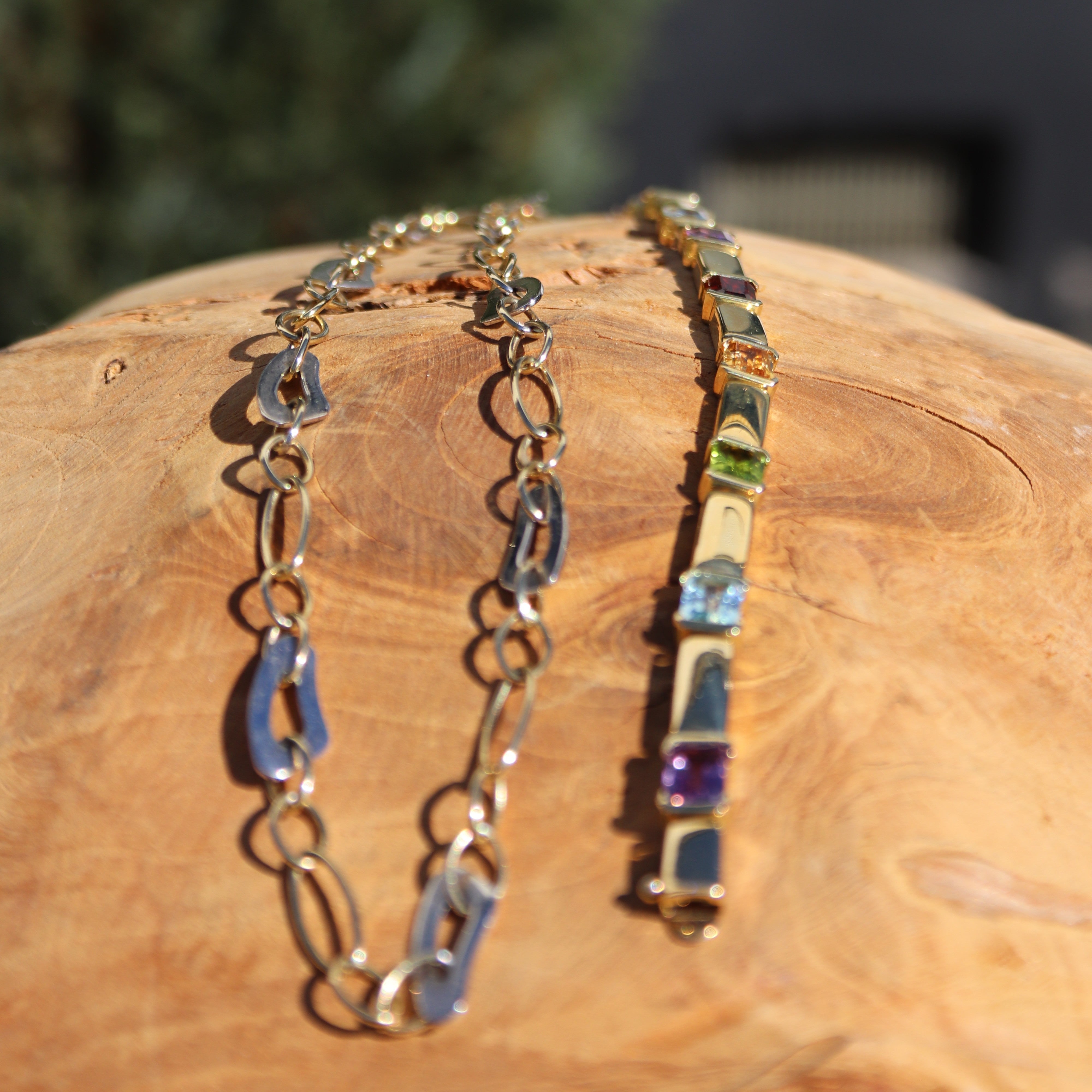 Twee exclusieve sieraden van boven de €500. Mooie cadeaus voor een speciale gebeurtenis.