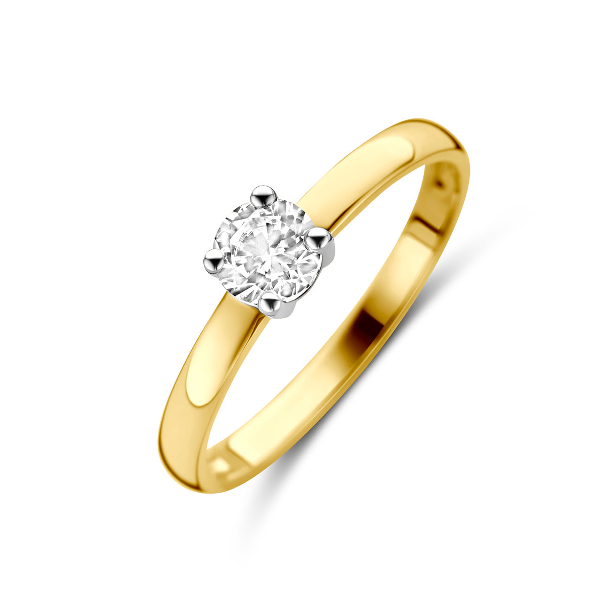 Schuin bovenaanzicht van de 14 karaat bicolor gouden ring met zirkonia, 4,5 mm breed.