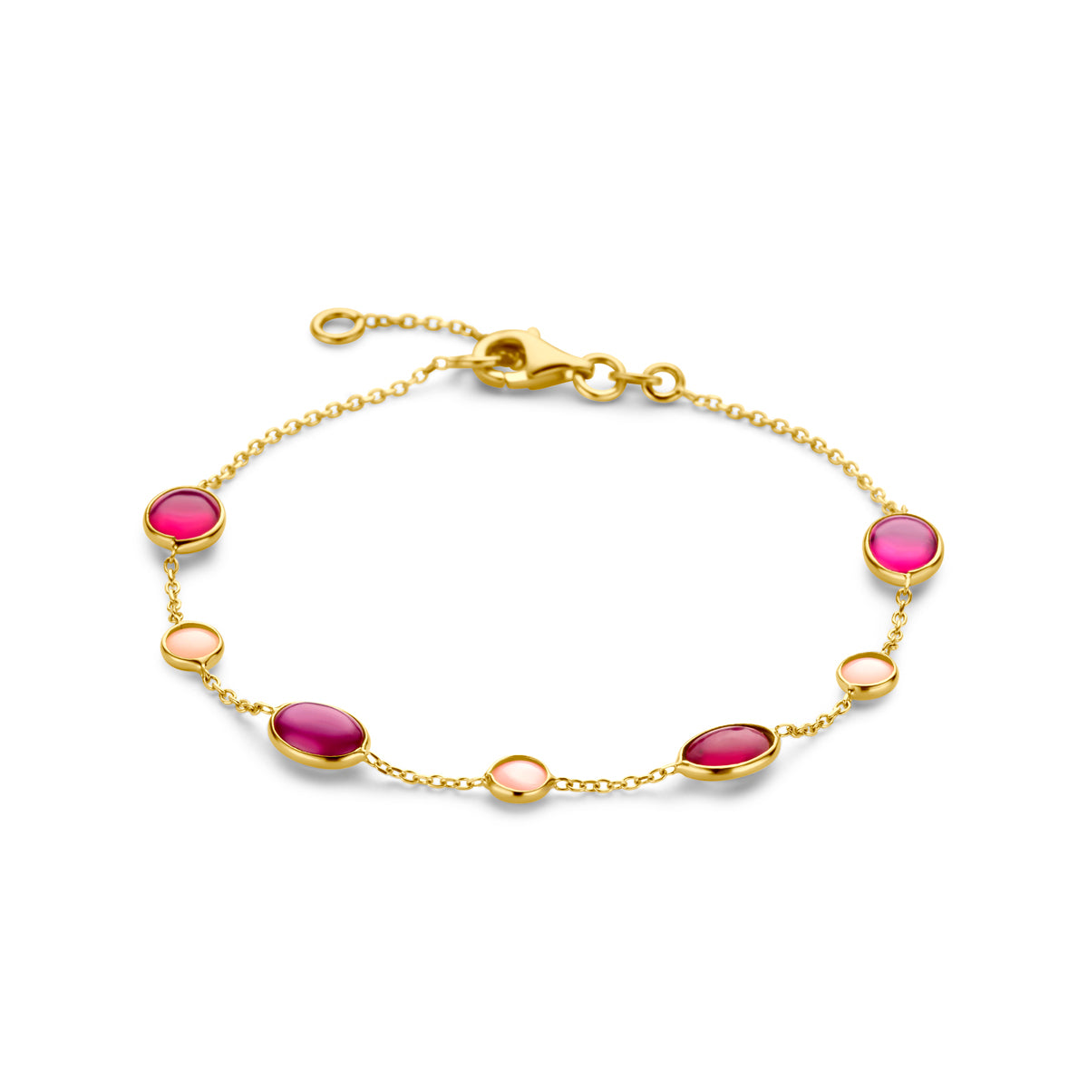 Vooraanzicht van de 14 karaat gouden armband met roze opaal en robijn