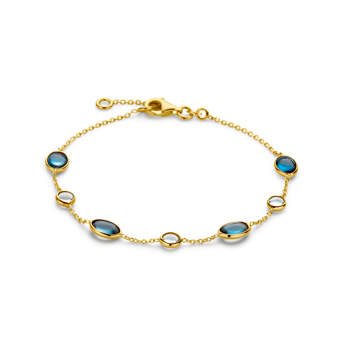 Vooraanzicht van de 14 karaat gouden armband met london blue en blauwe topaas