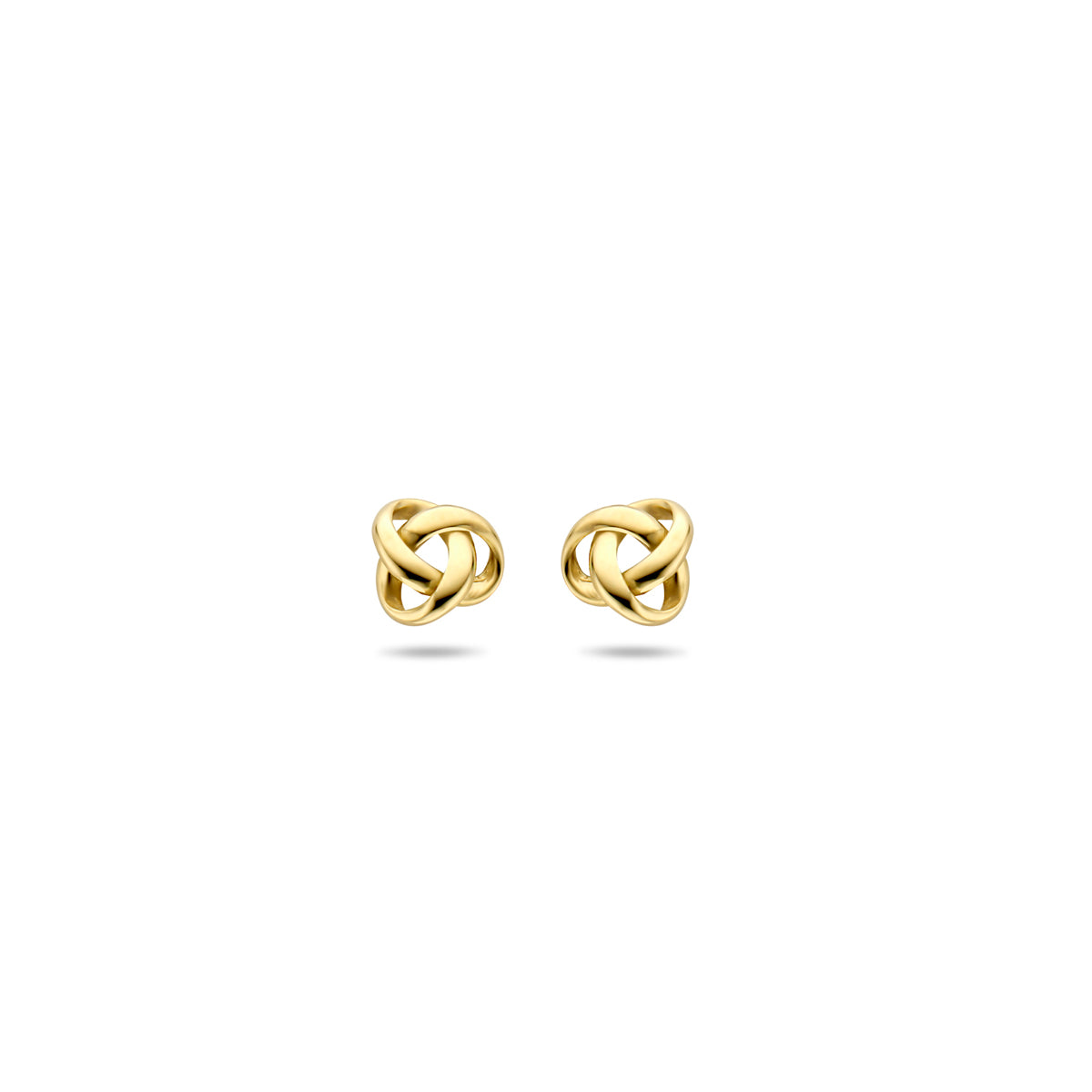 Vooraanzicht van de 14 karaat geelgouden oorknoppen knoop 5 mm, 5 mm hoog en 5 mm breed.