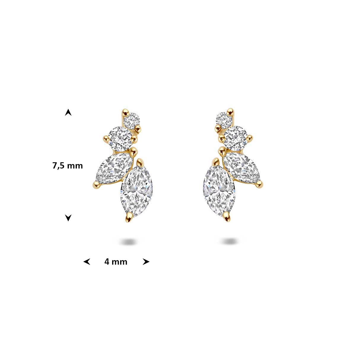 Afmetingen van de gouden blaadje oorknopjes met lab grown diamant van 14 karaat: 7,5 mm hoog en 4 mm breed.