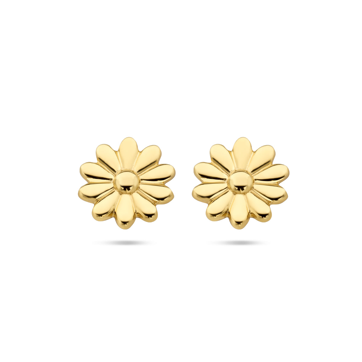 Vooraanzicht van de gouden bloem oorknopjes van 14 karaat.