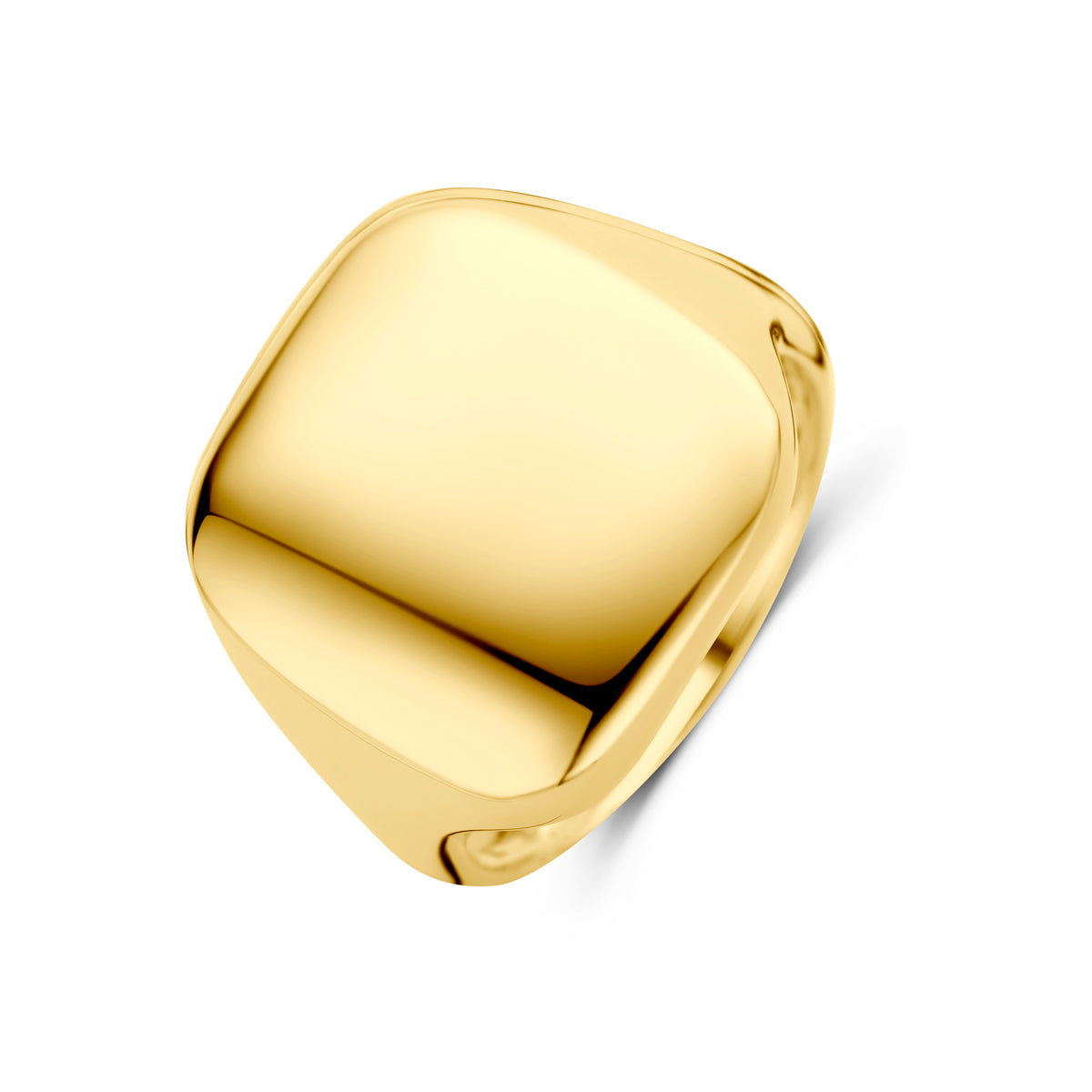Schuin bovenaanzicht van de gouden brede ring van 14 karaat.