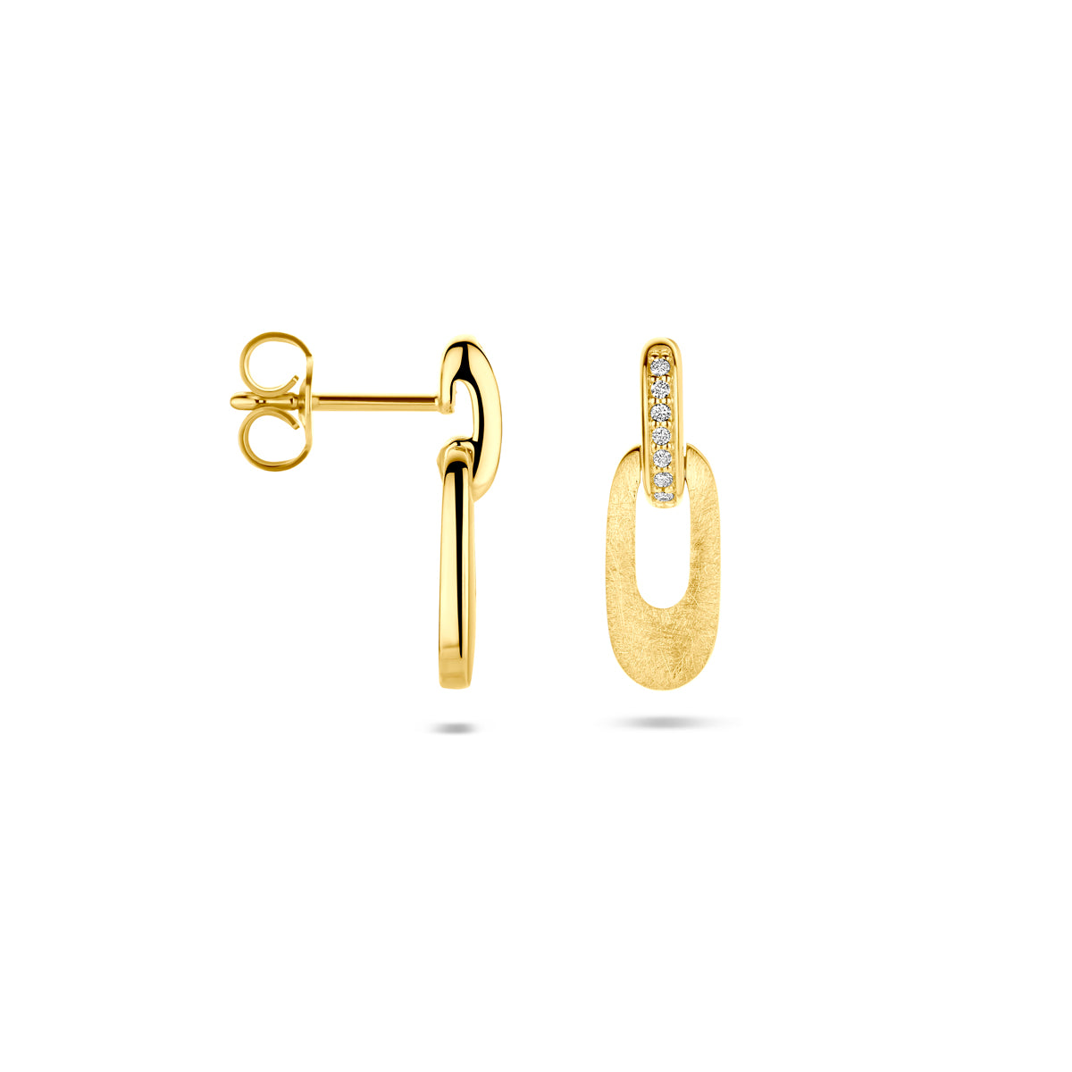 Voor- en zijaanzicht van de gouden oorhangers met diamant van 14 karaat.