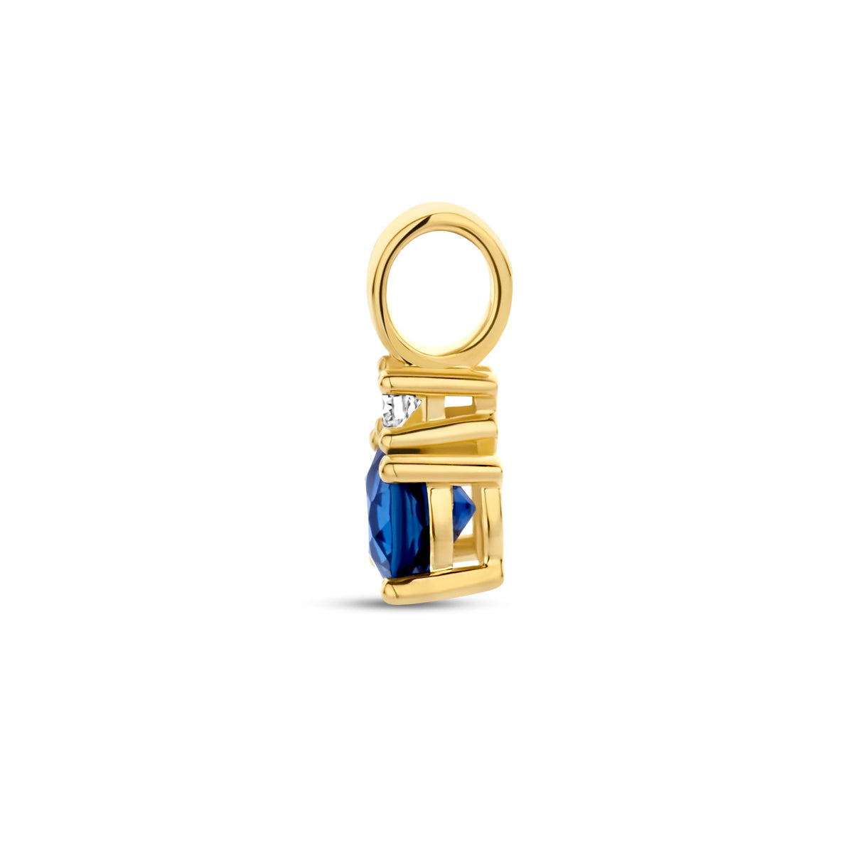 Zijaanzicht van de gouden geboortesteen hanger met saffier en diamant van 14 karaat.