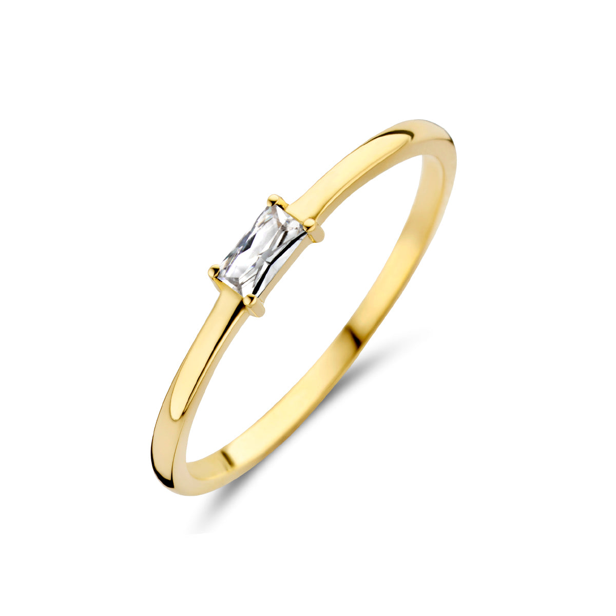 Schuin bovenaanzicht van de gouden geboortesteen ring april met zirkonia van 14 karaat.