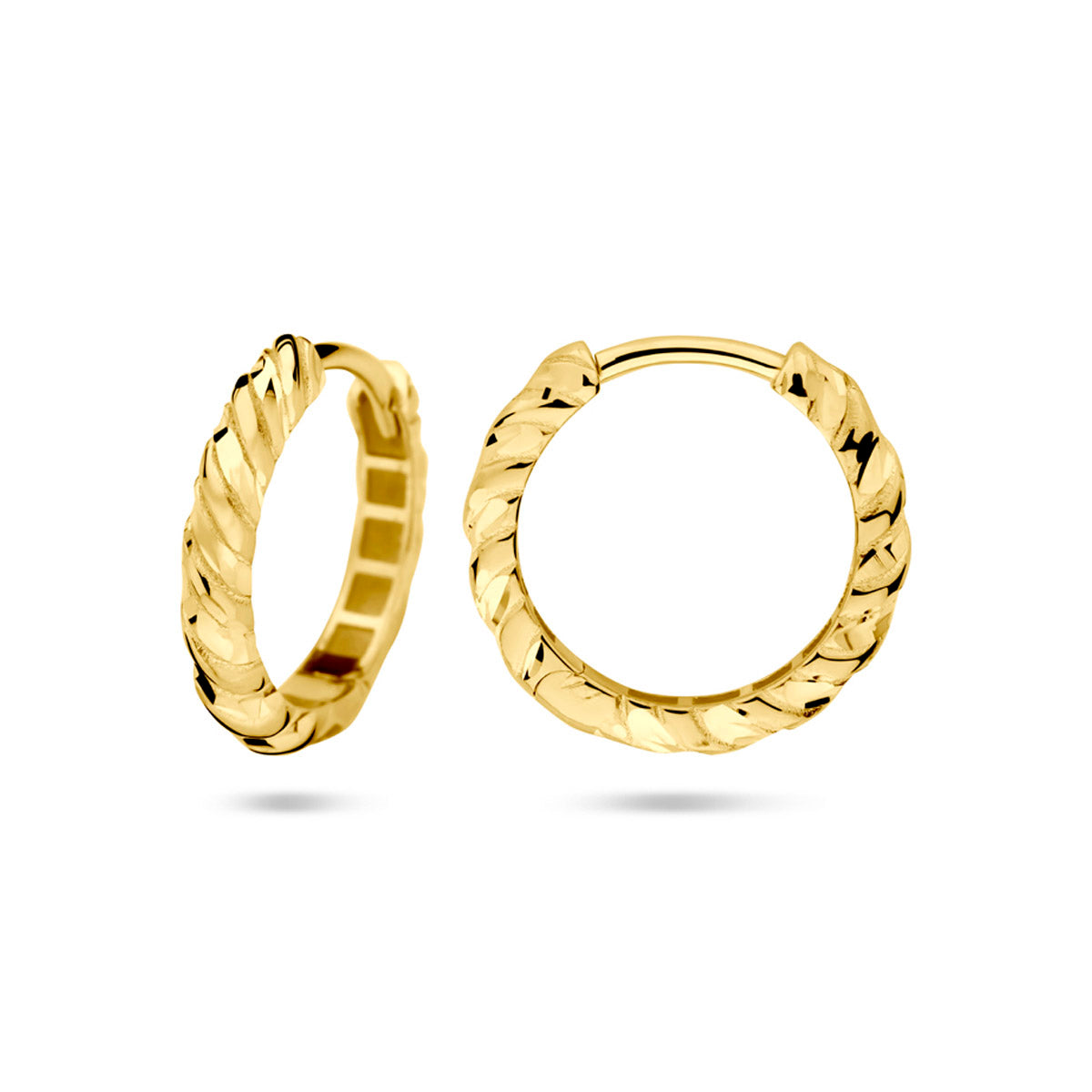 Voor- en zijaanzicht van de gouden gedraaide klapoorringen van 14 karaat.