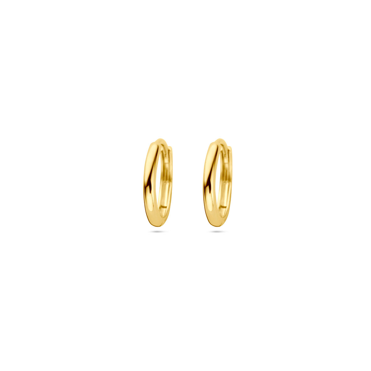 Vooraanzicht van de gouden kinderklapoorringen van 14 karaat in de maat 8,5 mm.