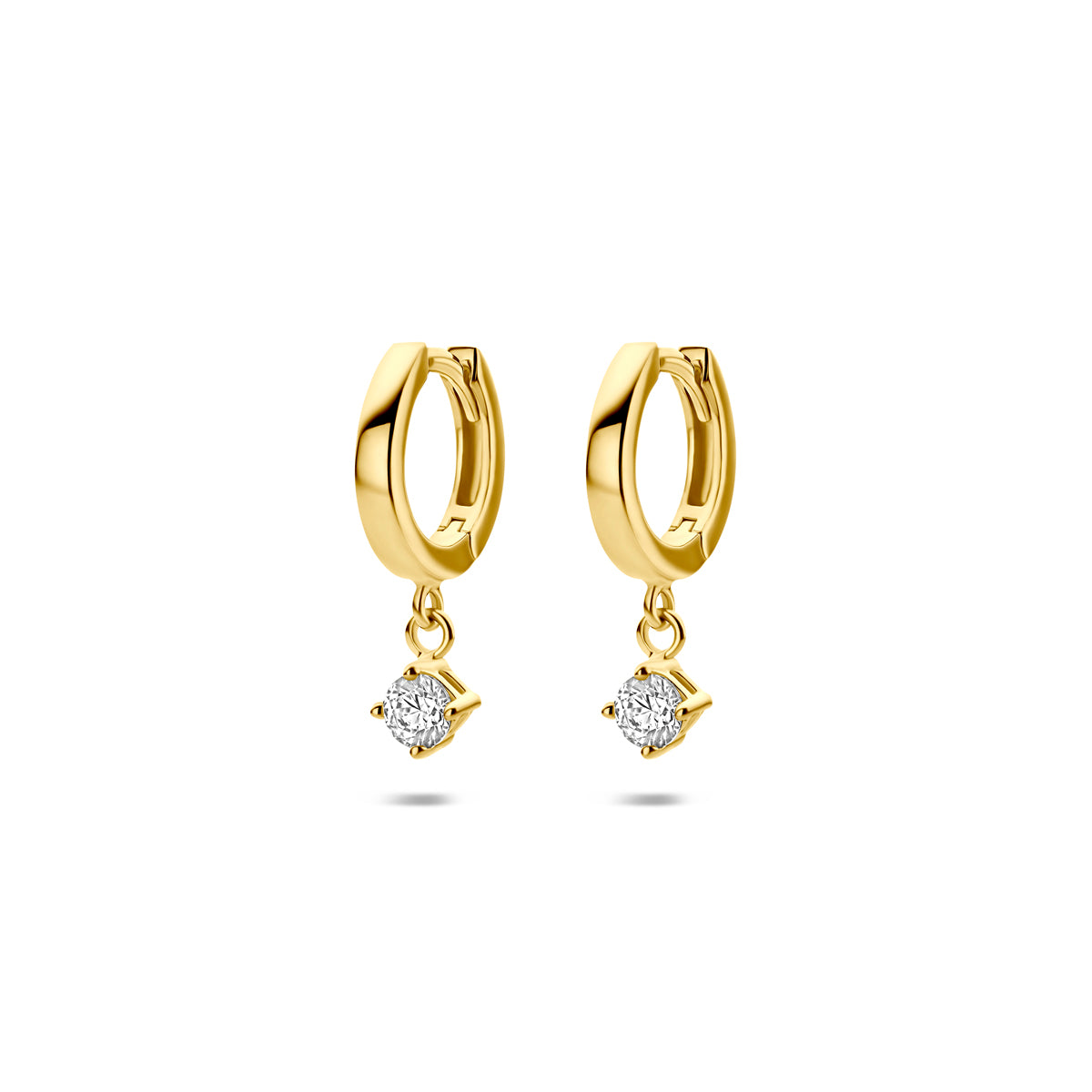 Vooraanzicht van de gouden klapoorringen met zirkonia hanger van 14 karaat.