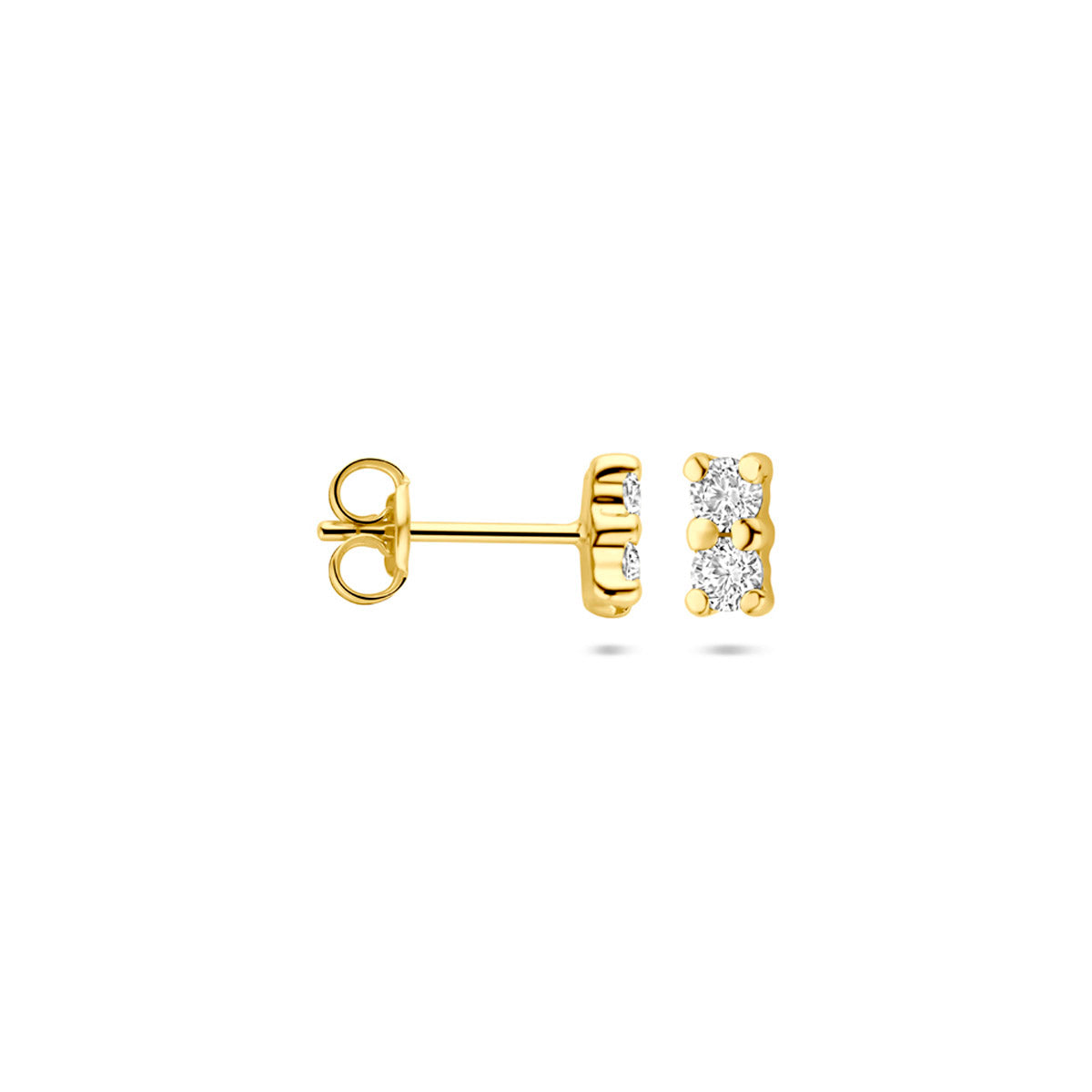 Voor- en zijaanzicht van de gouden oorknopjes met zirkonia van 14 karaat.